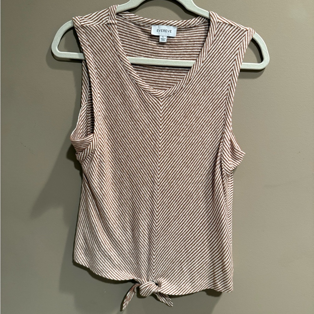 Evereve brand women’s striped sleeveless top in pristine condition, size large